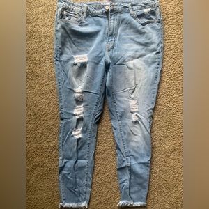 KanCan jeans. Great condition. Size 32.